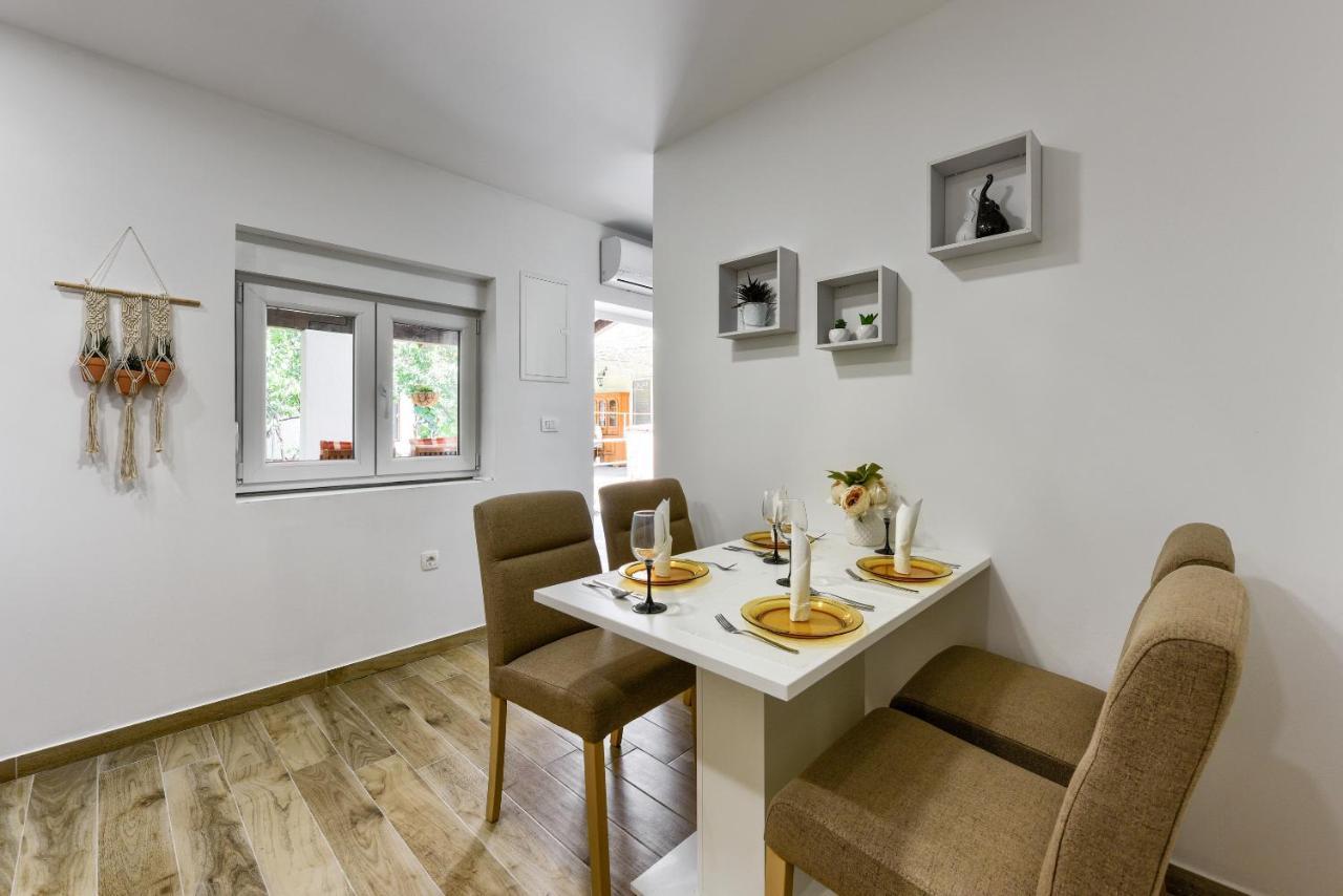 Apartment Yula Zadar Buitenkant foto