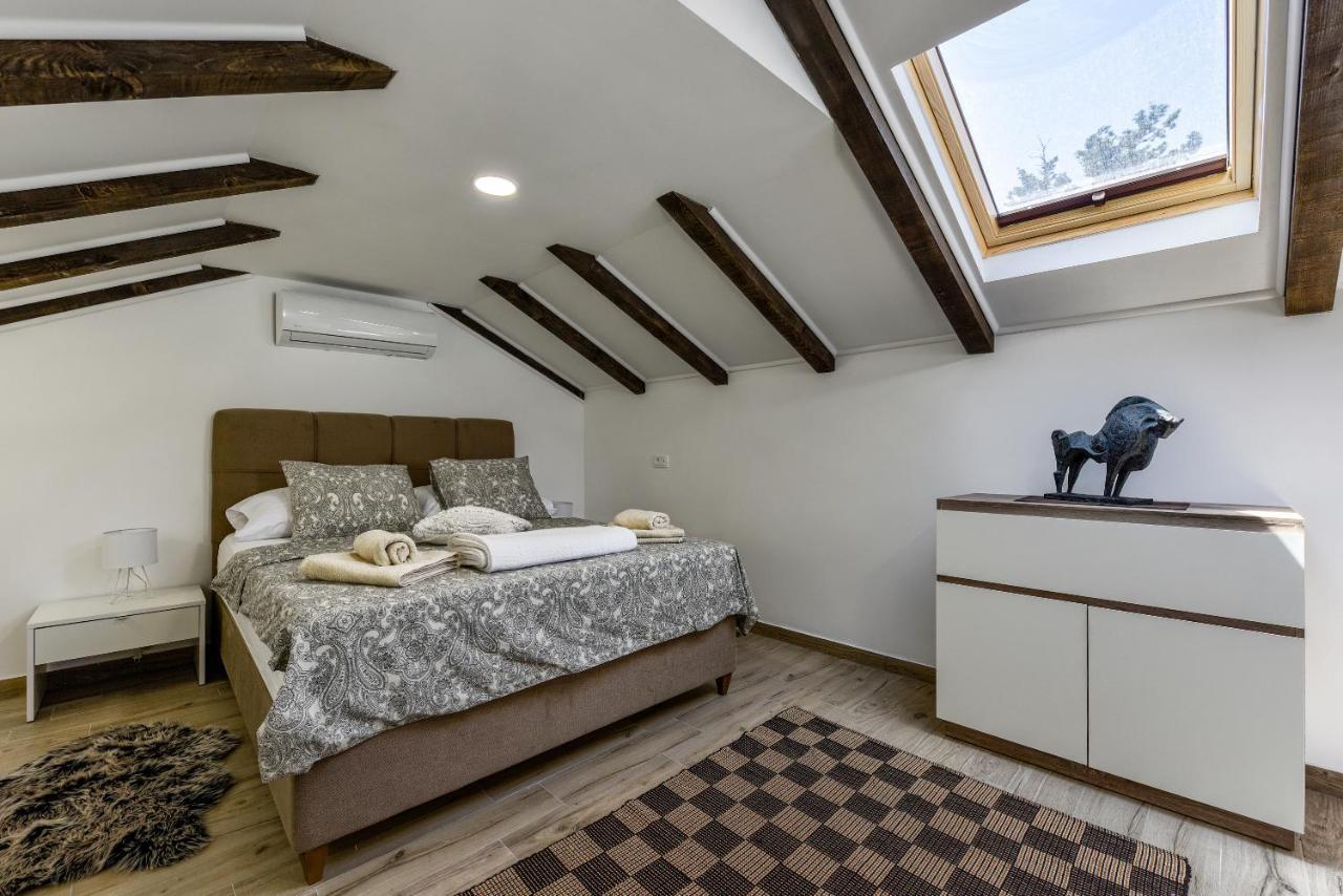 Apartment Yula Zadar Buitenkant foto